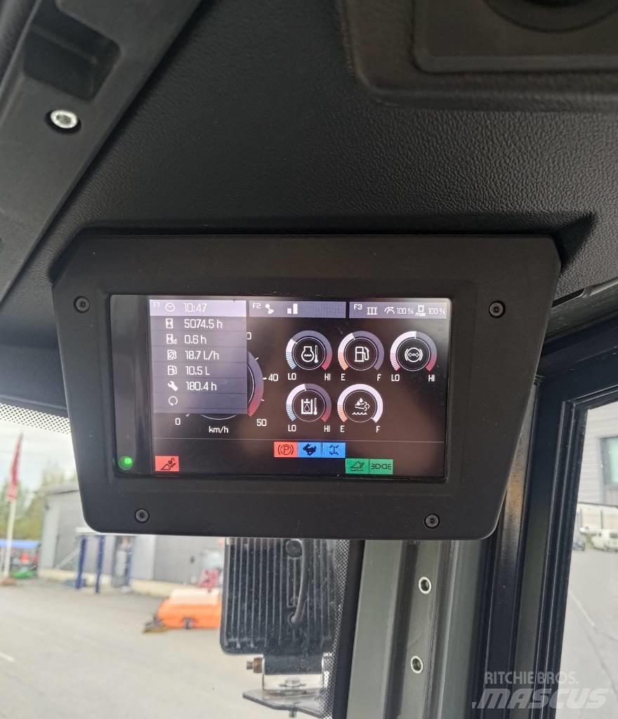 Kramer 8155L Iekrāvēji uz riteņiem