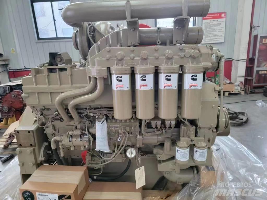 Cummins QST30 Dzinēji
