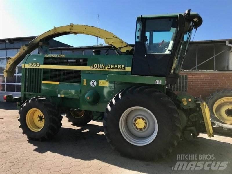 John Deere 6650 Zāles smalcinātāji