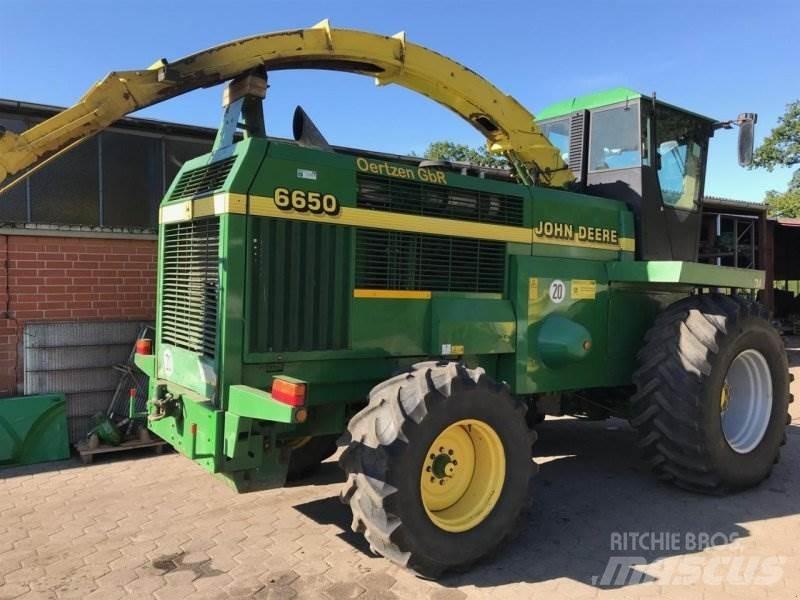 John Deere 6650 Zāles smalcinātāji