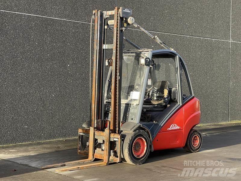 Linde H 30 D Tehnika ar dīzeļa dzinēju