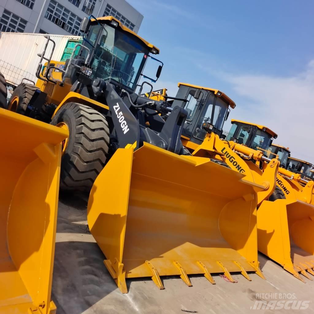 XCMG ZL 50 Iekrāvēji uz riteņiem