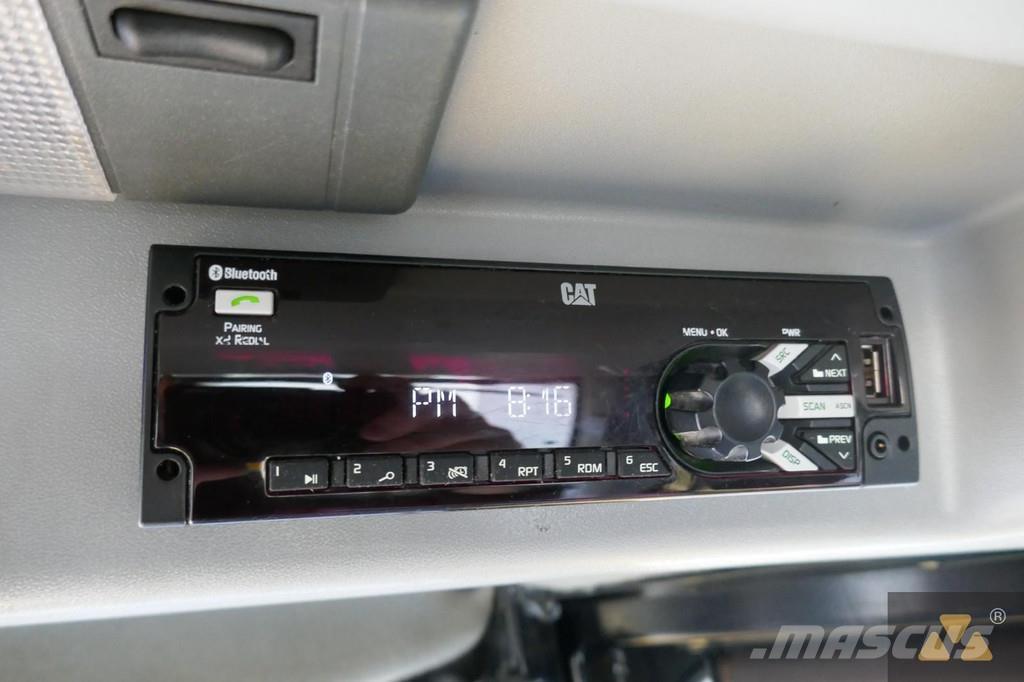 CAT D8T Kāpurķēžu buldozeri