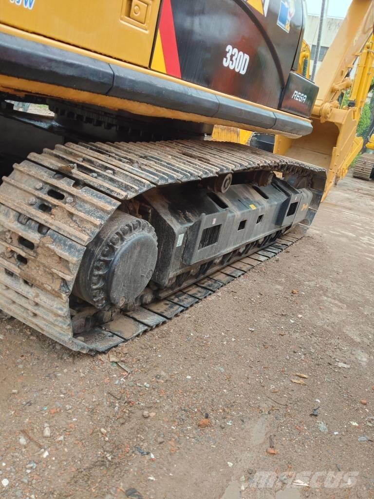 CAT 330 D Kāpurķēžu ekskavatori
