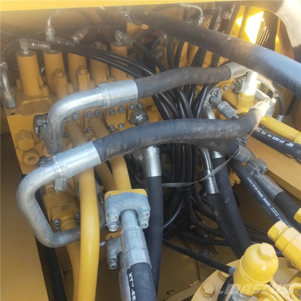 CAT 340D2 Kāpurķēžu ekskavatori