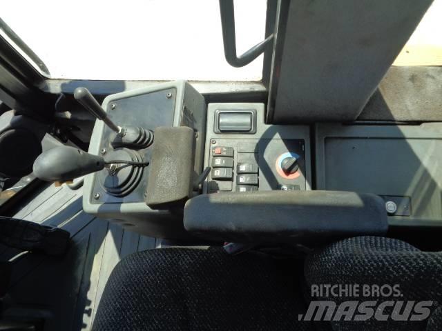 CAT 924 H Iekrāvēji uz riteņiem