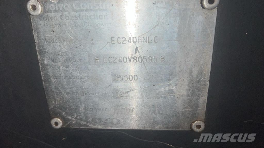 Volvo EC 290 NLC Kabīnes un interjers