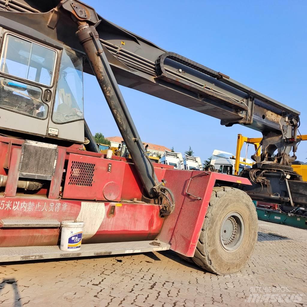 Kalmar DRD450 Konteineru pacēlāji
