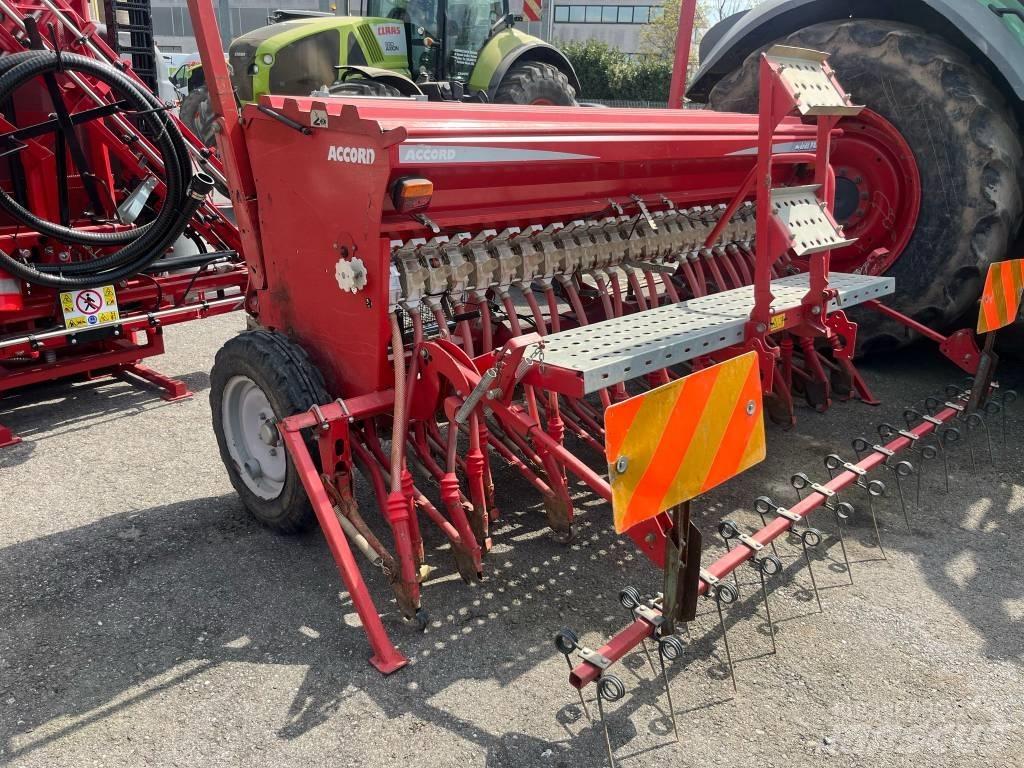 Accord M DRILL PRO Precīzās izsējas sējmašīnas 
