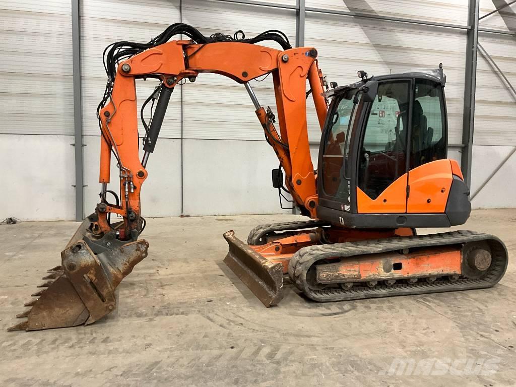 Mecalac 10 MCR Kāpurķēžu ekskavatori