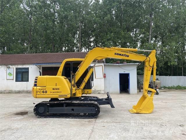 Komatsu PC60-7 Kāpurķēžu ekskavatori