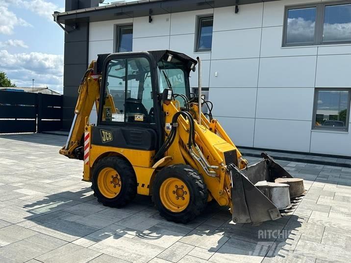JCB 1 CX Ekskavatori-iekrāvēji