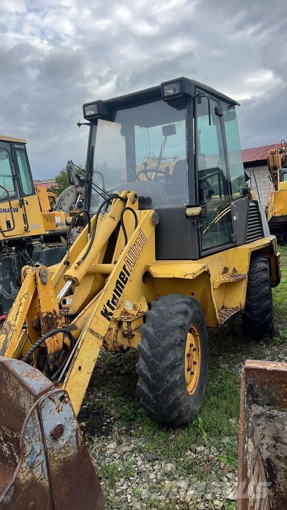 Kramer-allrad 300 Sliedes, ķēdes un šasija