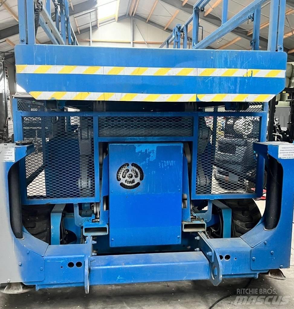 Genie GS 4390 RT Šķerveida pacēlāji