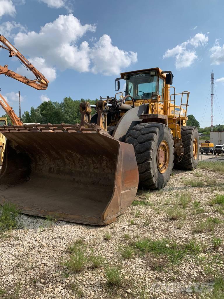 Volvo L330C Iekrāvēji uz riteņiem
