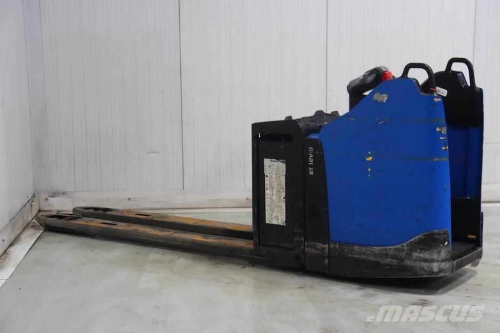 Toyota LPE200/8 Zemie palešu pacēlāji