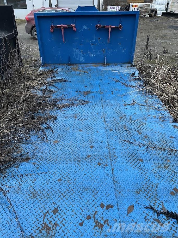  Fincumet Konelava Nomontējams pacēlājs