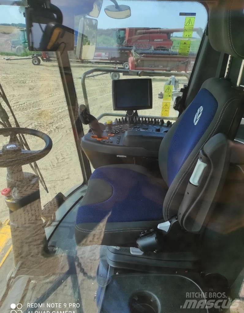 New Holland CR 8.90 Ražas novākšanas kombaini