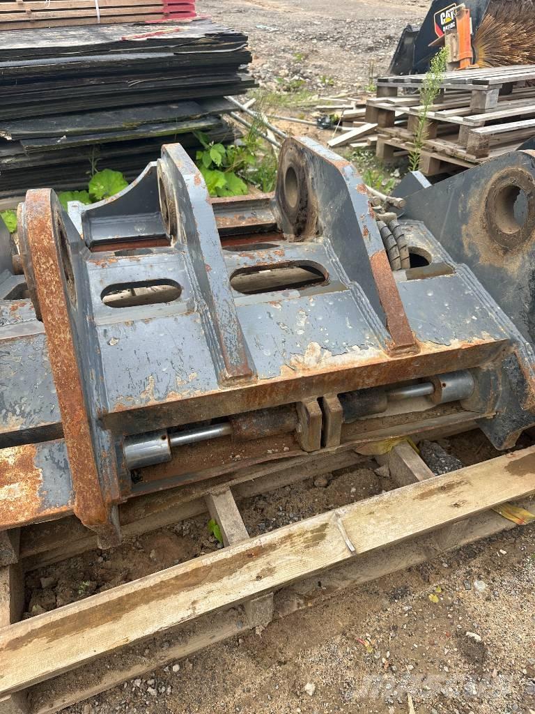 Volvo L 220 G Iekrāvēji uz riteņiem