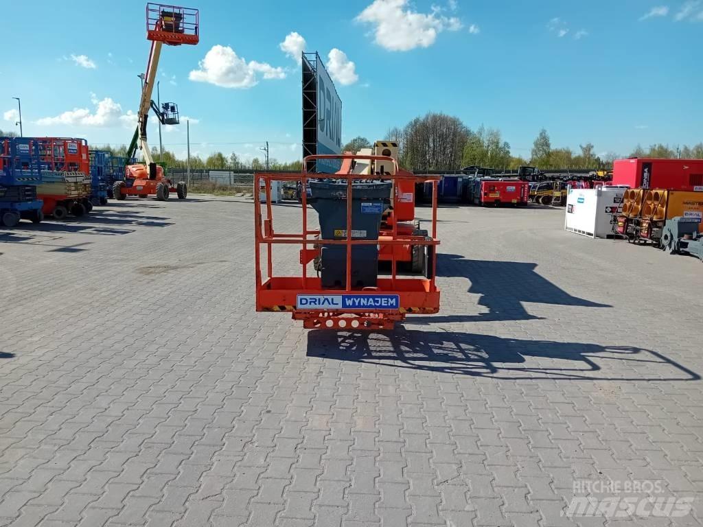 JLG E 450 AJ Strēles pacēlāji