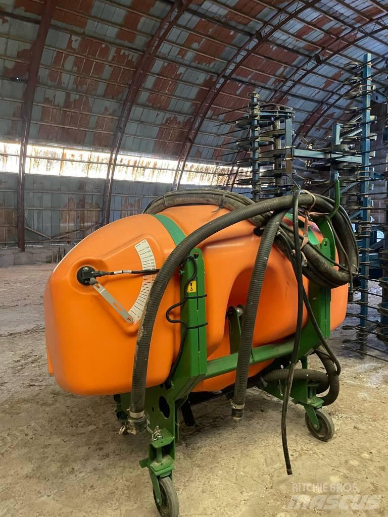 Amazone UF 1801 Uzmontējamie miglotāji