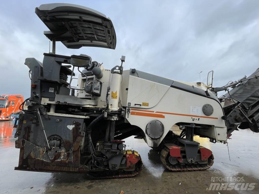 Wirtgen W 100 F Asfalta dzesēšanas iekārtas