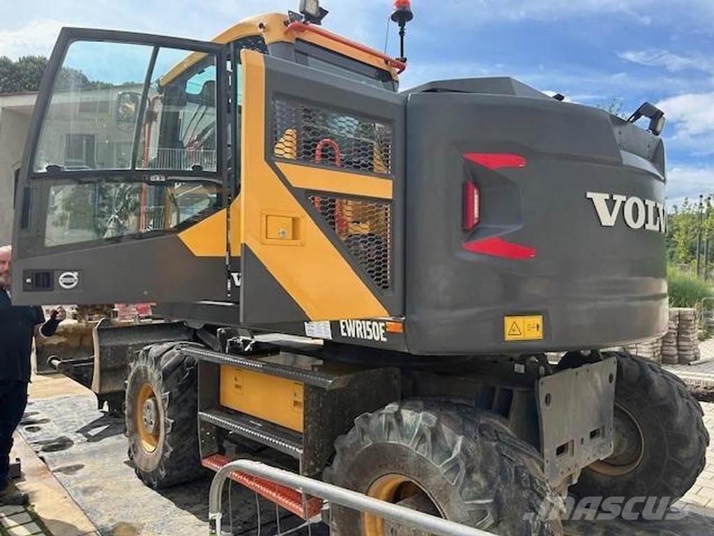 Volvo EWR150E Īpašie ekskavatori