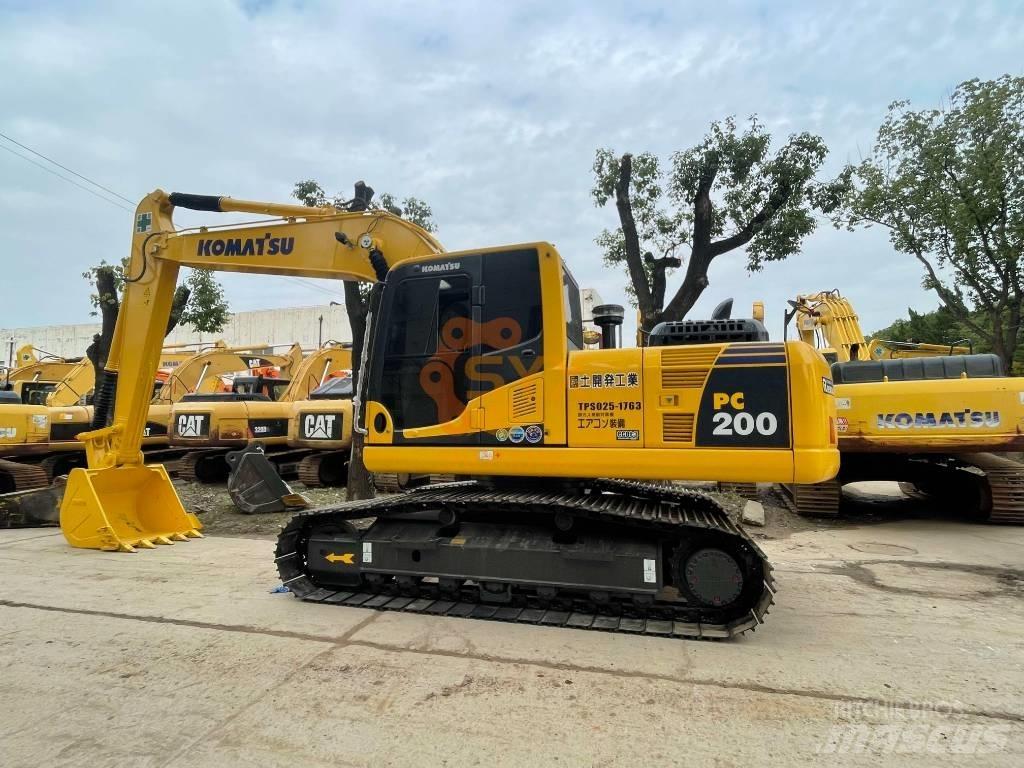 Komatsu PC 200 Kāpurķēžu ekskavatori