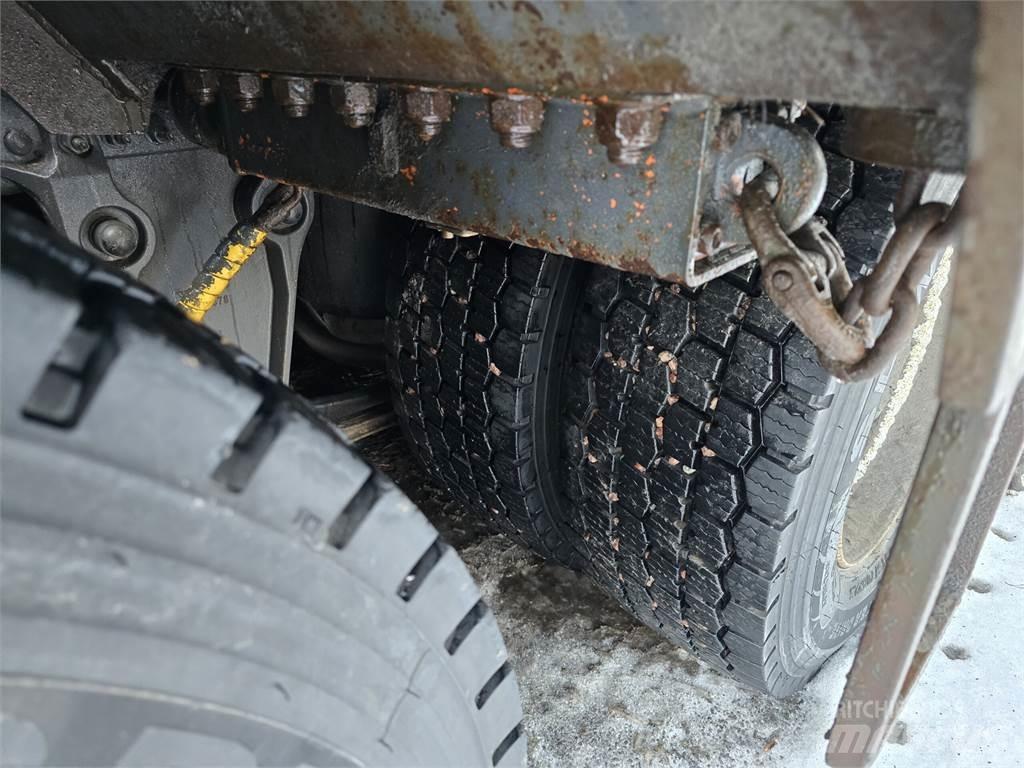 Volvo FH 16 750 Treileri meža tehnikas transportēšanai