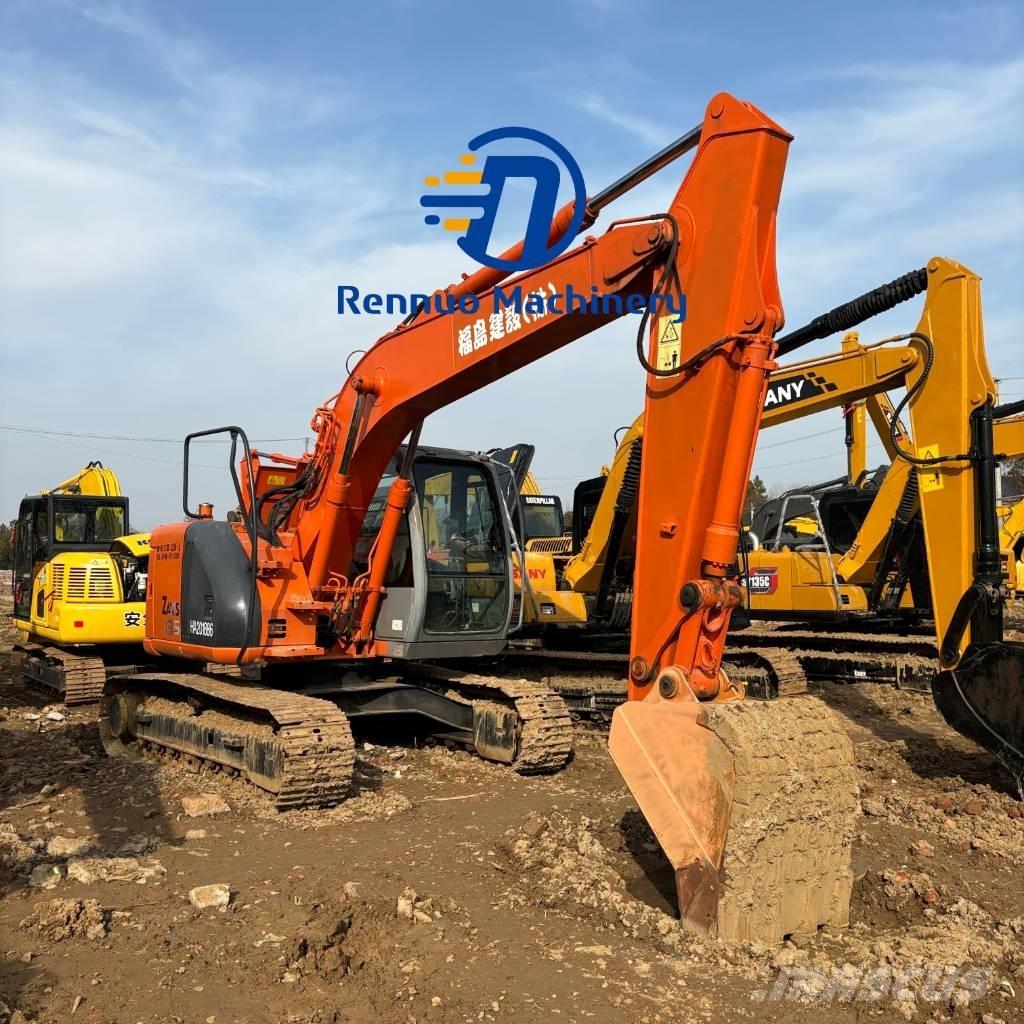 Hitachi ZX 135 US Kāpurķēžu ekskavatori