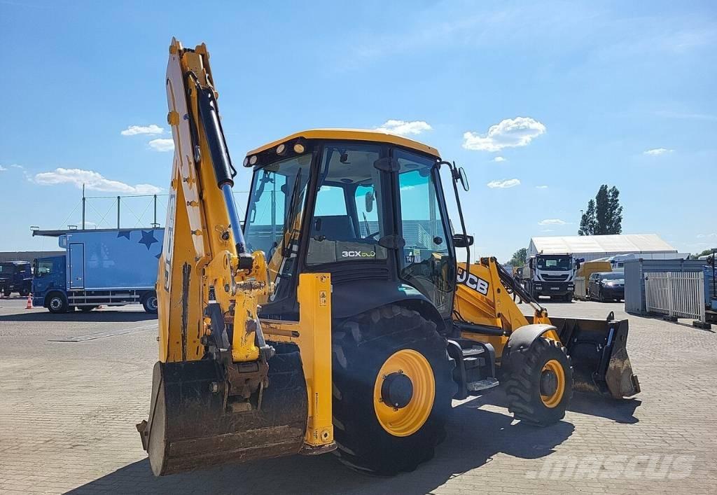 JCB 3 CX 14-4T Ekskavatori-iekrāvēji