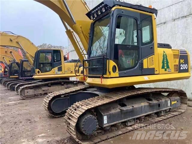 Komatsu PC 200-8 Kāpurķēžu ekskavatori