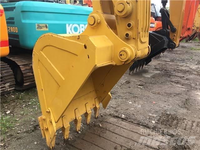Komatsu PC 200-8 Kāpurķēžu ekskavatori