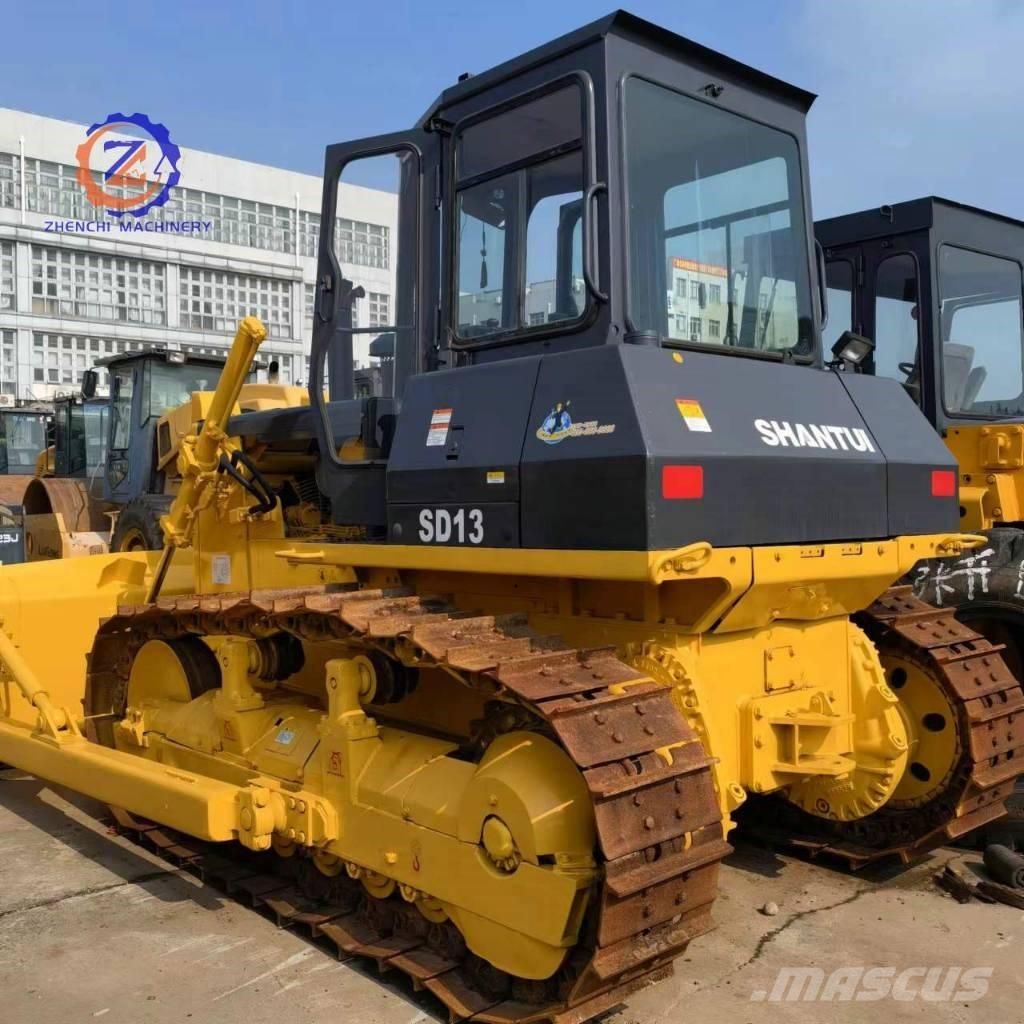Shantui SD 13 Kāpurķēžu buldozeri