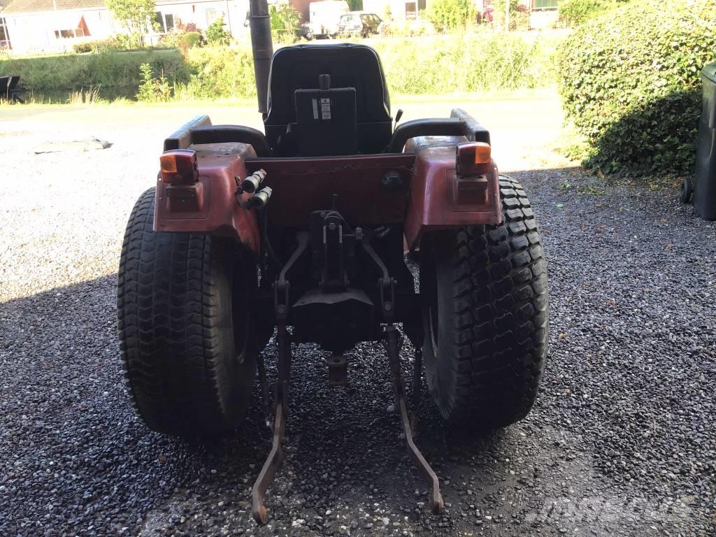 Case IH 255 Traktori