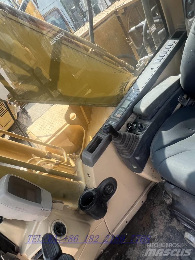CAT 320C Kāpurķēžu ekskavatori