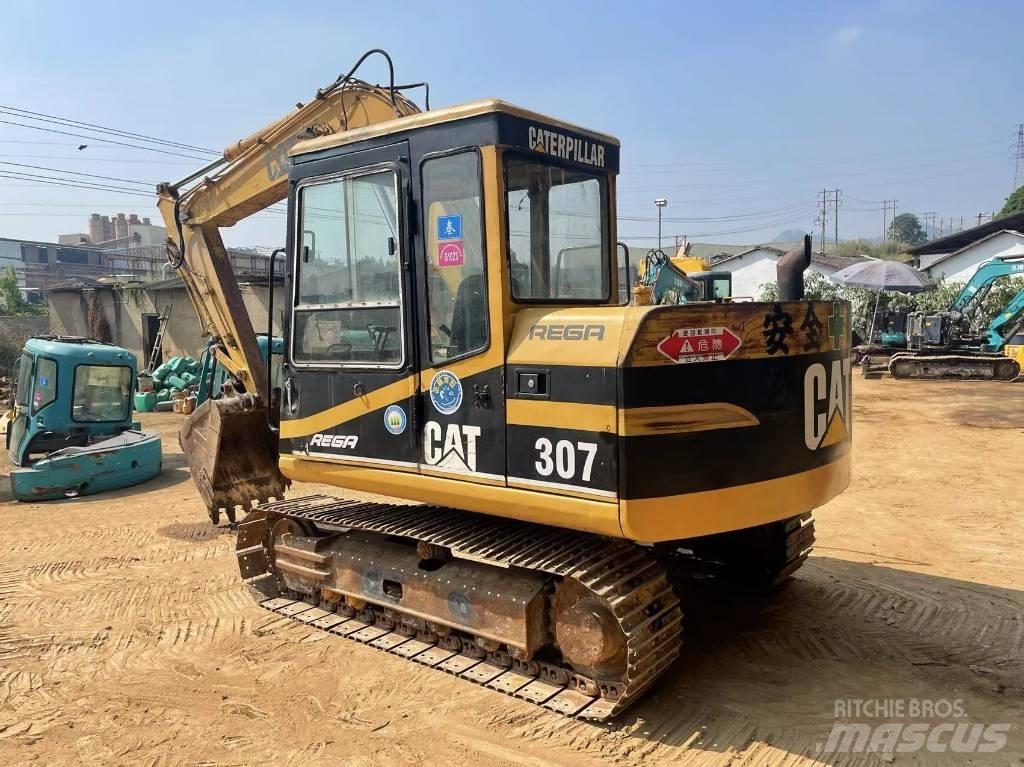 CAT 307 Kāpurķēžu ekskavatori