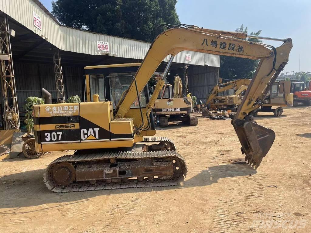 CAT 307 Kāpurķēžu ekskavatori