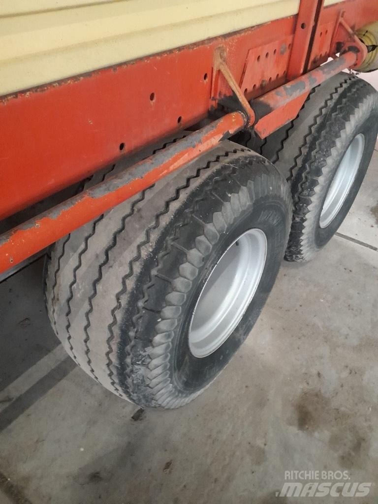 Krone Turbo 5000 Savācējpiekabes