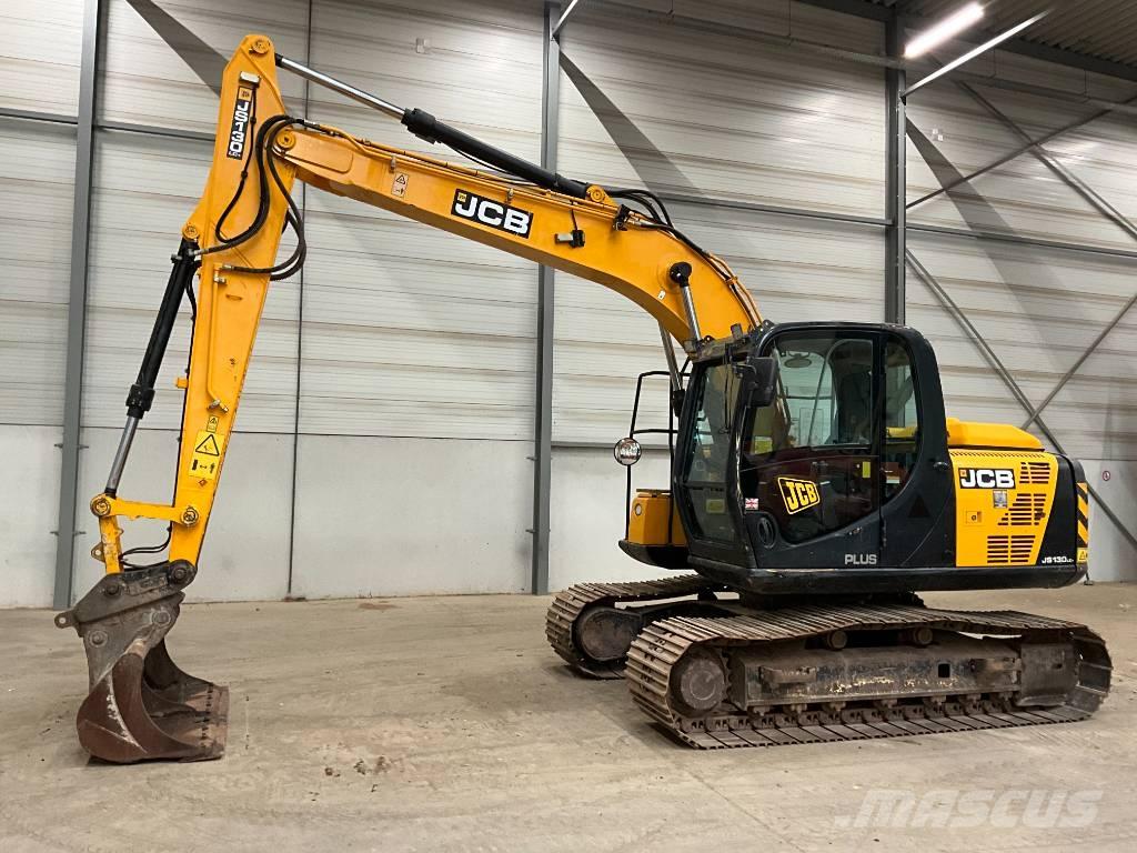JCB JS 130 LC Kāpurķēžu ekskavatori