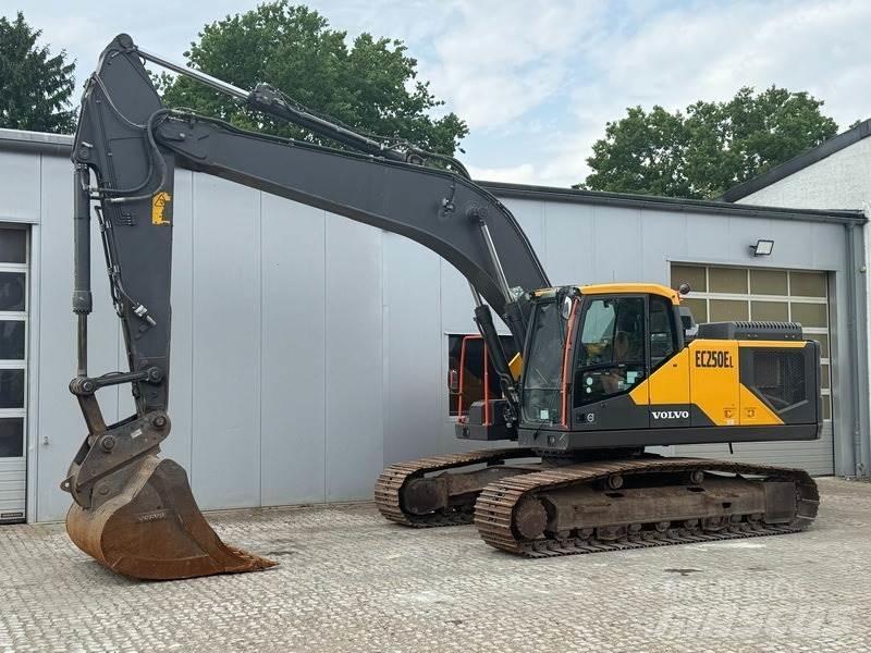 Volvo EC 250 EL Kāpurķēžu ekskavatori