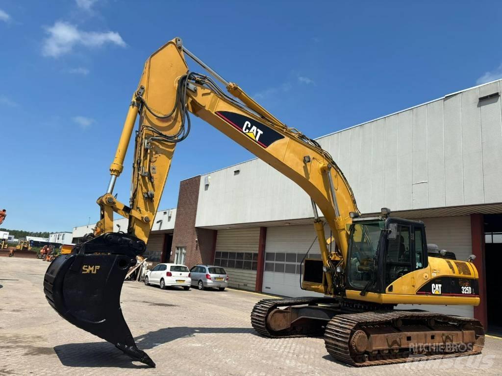 CAT 325 D L Kāpurķēžu ekskavatori