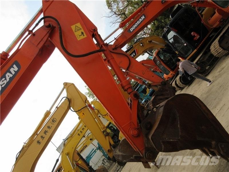 Doosan DH 150 LC-7 Kāpurķēžu ekskavatori