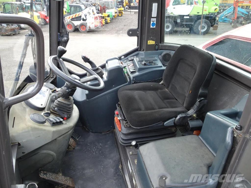 Mecalac AS700 Iekrāvēji uz riteņiem