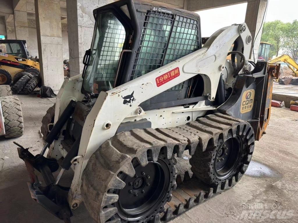 Bobcat S 330 Lietoti riteņu kompaktiekrāvēji