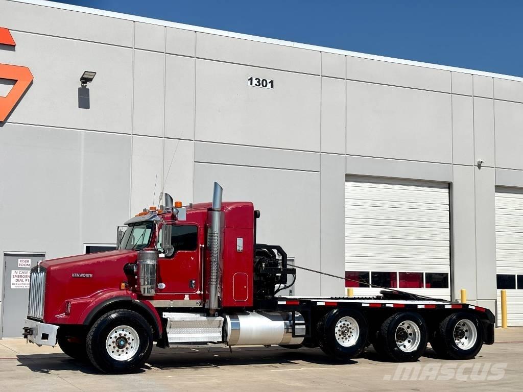 Kenworth T800 Evakuators ar manipulatoru