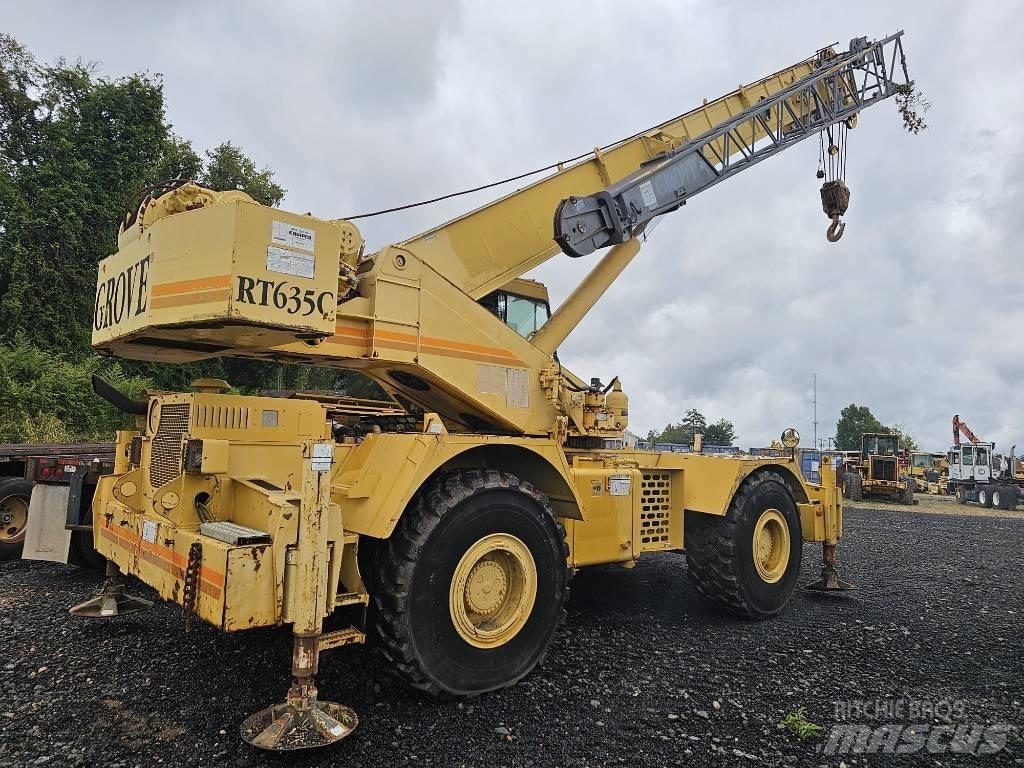 Grove RT 635 C Celtņi nelīdzenām virsmām