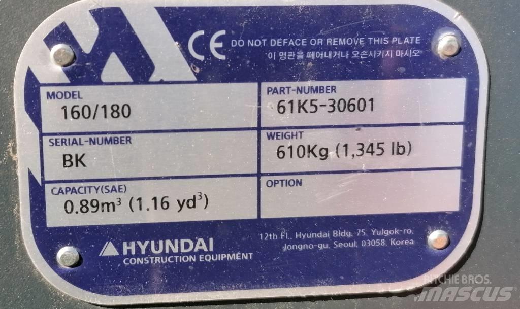 Hyundai 0.89m3_HX180 Kausi