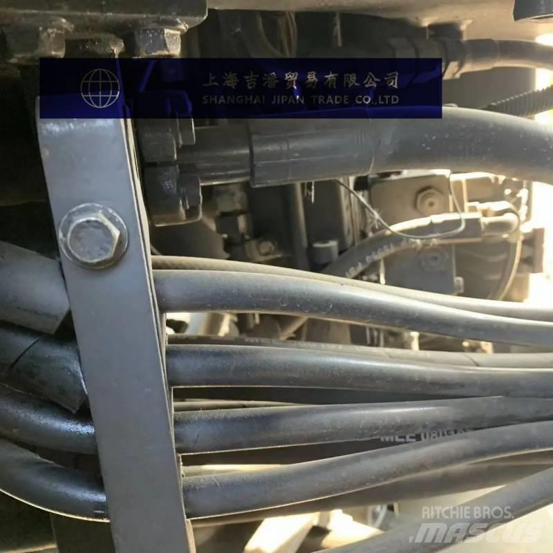 Komatsu WA 380 Iekrāvēji uz riteņiem