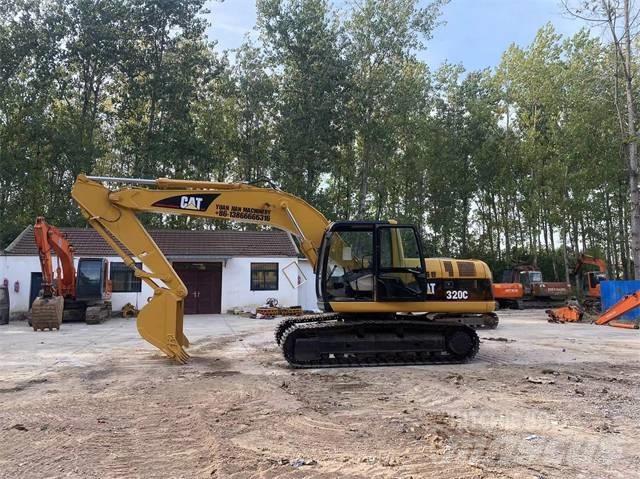CAT 320C Kāpurķēžu ekskavatori
